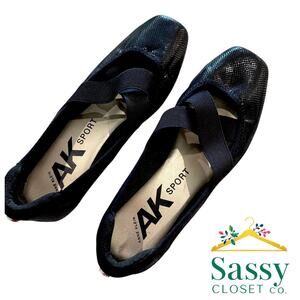 ✨ ANNE KLEIN AK Sport Black Cross-Strap Comfort Flats 6.5 NWOT ✈️